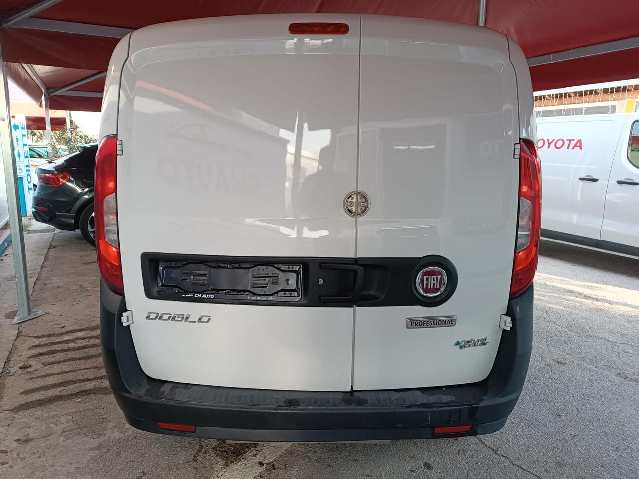 FIAT DOBLO 1.4 METANO DI SERIE