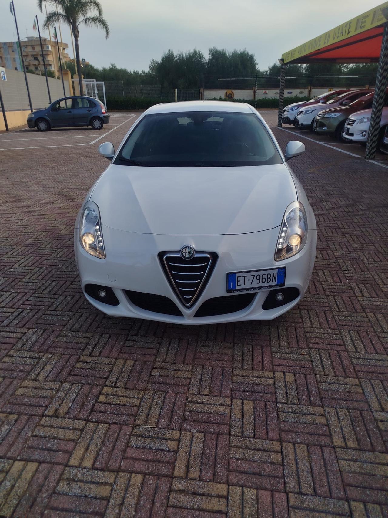 Alfa Romeo Giulietta 1.6 JTDm-2 105 CV Exclusive