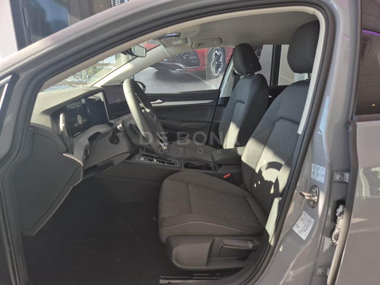 Volkswagen Golf variant 2.0 tdi life 150cv dsg