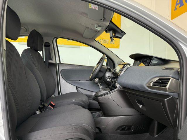 LANCIA Ypsilon 1.0 Hybrid Gold NEOPATENTATI / PREZZO REALE