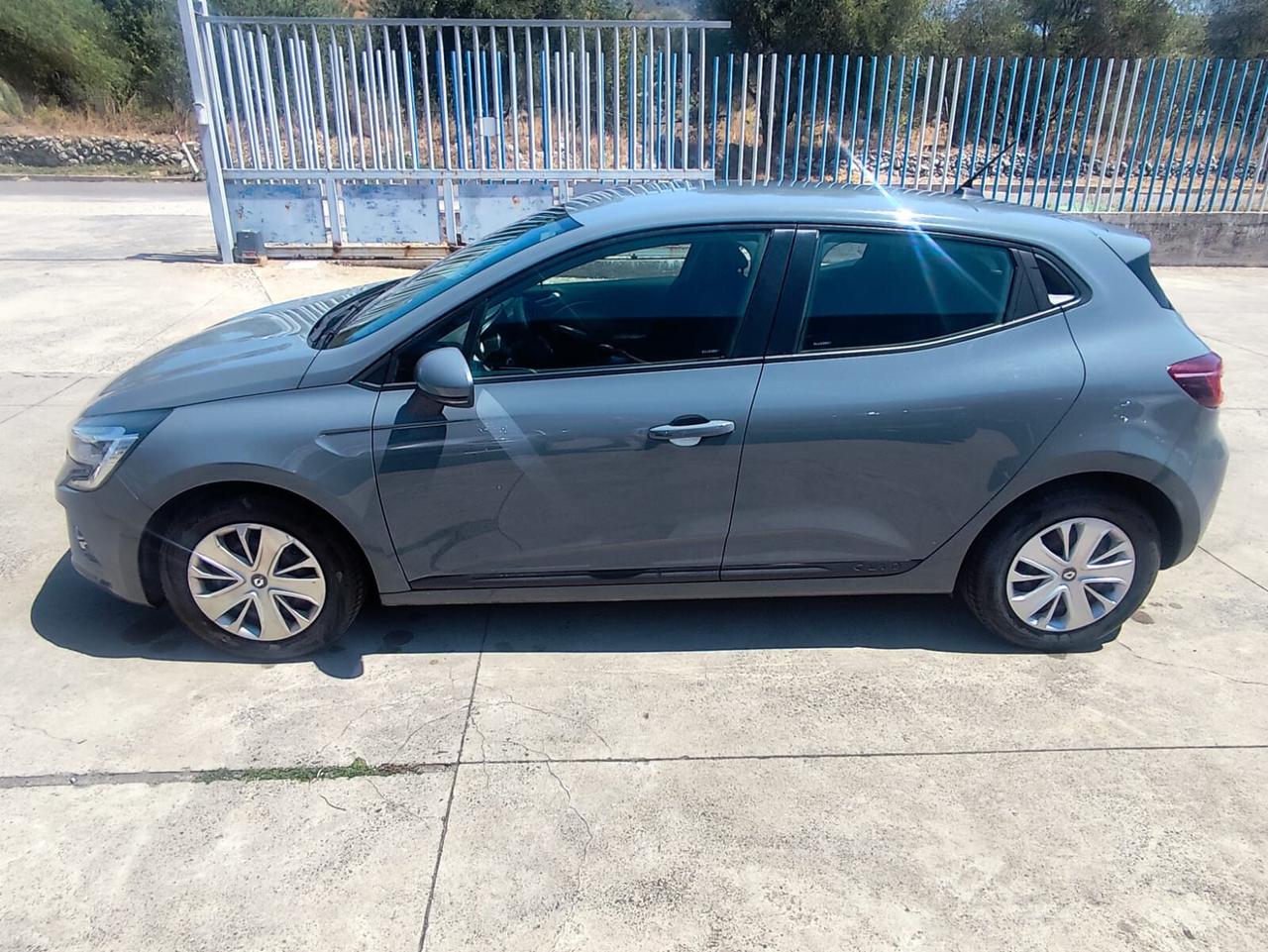 Renault Clio TCe 100 CV 5 porte Intens