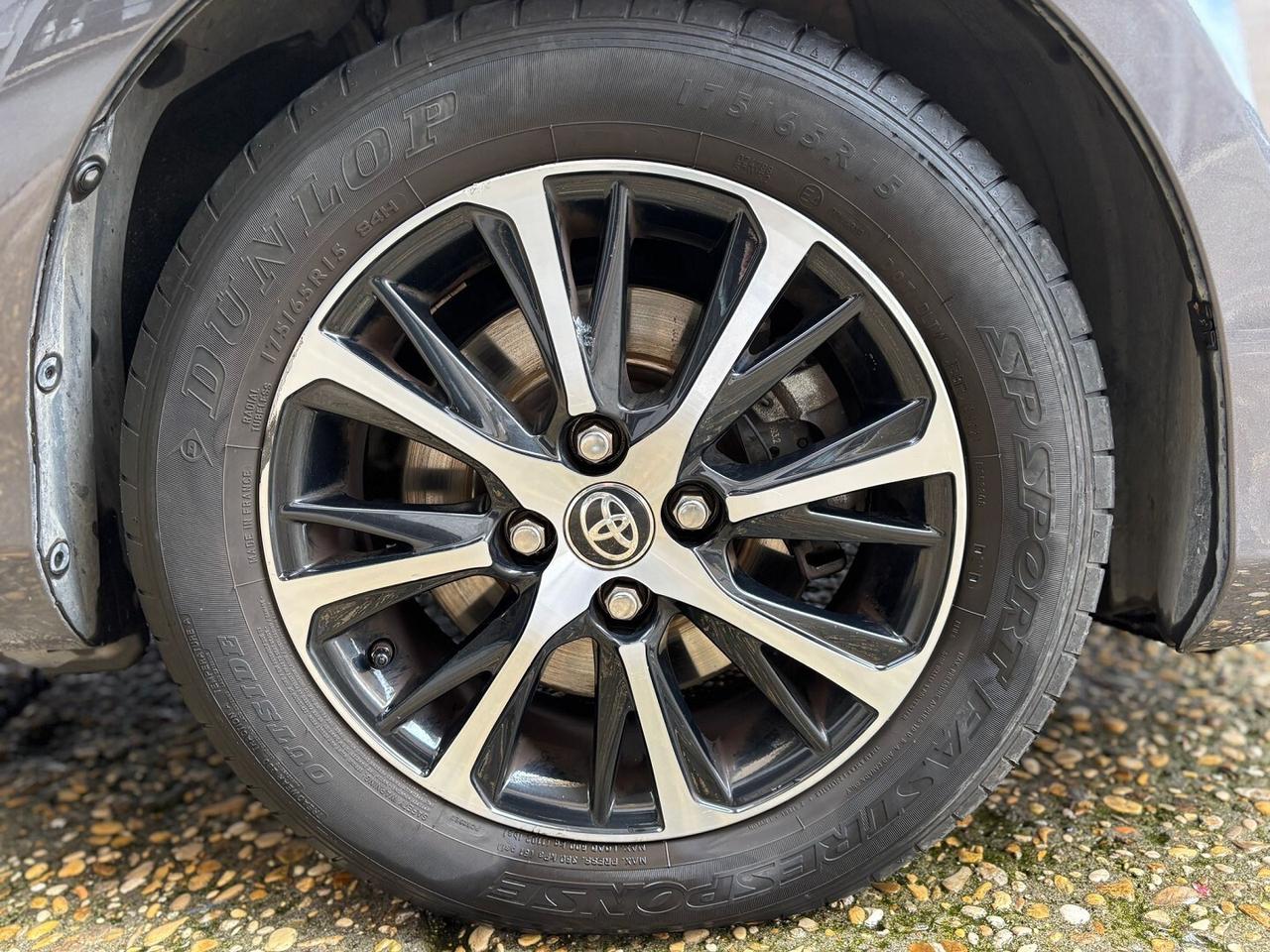 Toyota Yaris 1.5 hybrid NO VINCOLO FINANZIAMENTO