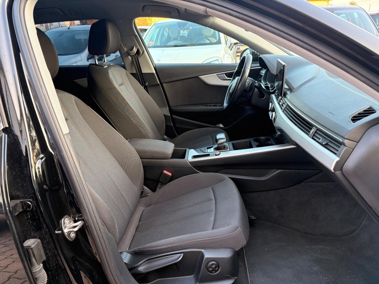 Audi A4 Avant 40 TDI S tronic line edition