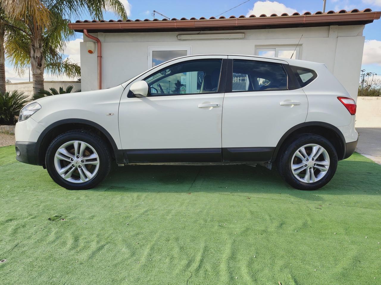 Nissan Qashqai 1.6 dCi DPF Tekna - 2012