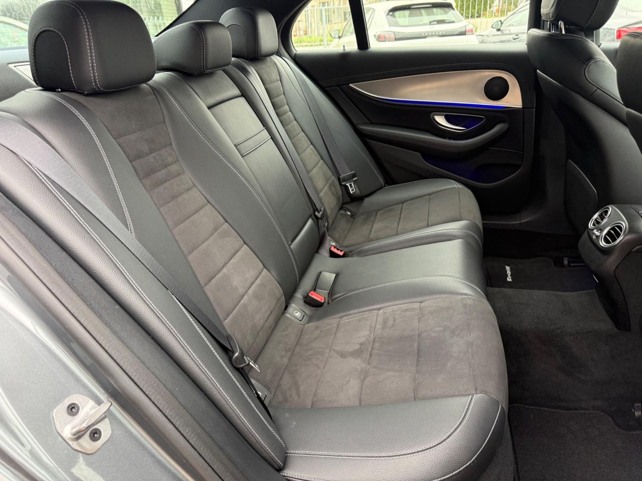 Mercedes-benz E 220 d 4Matic Auto Premium Plus