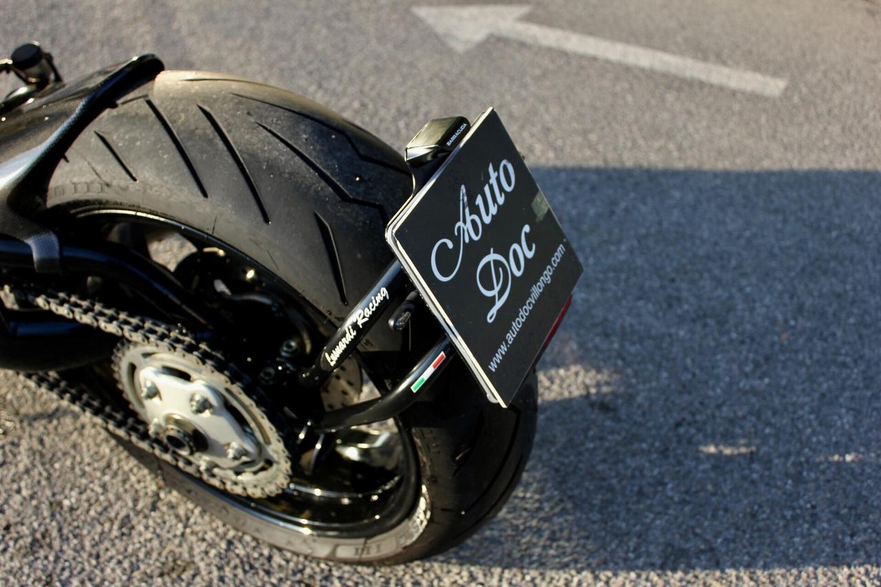 Ducati Monster S4R PARAFANGO CARBONIO PEDANE SPORTIVE