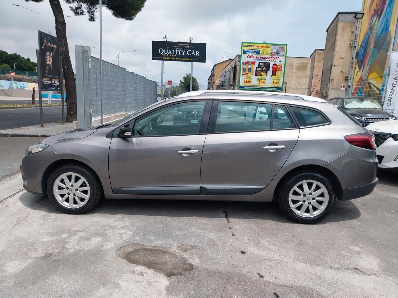 RENAULT MEGANE 1.5 DIESEL STATION WAGON 2011