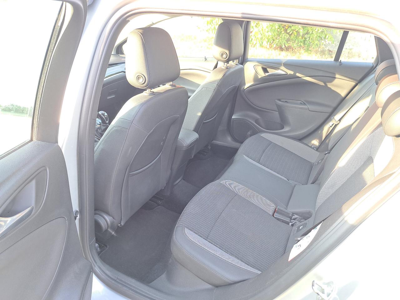 Opel Astra 1.5 CDTI 105 CV S&S Sports Tourer Business Elegance
