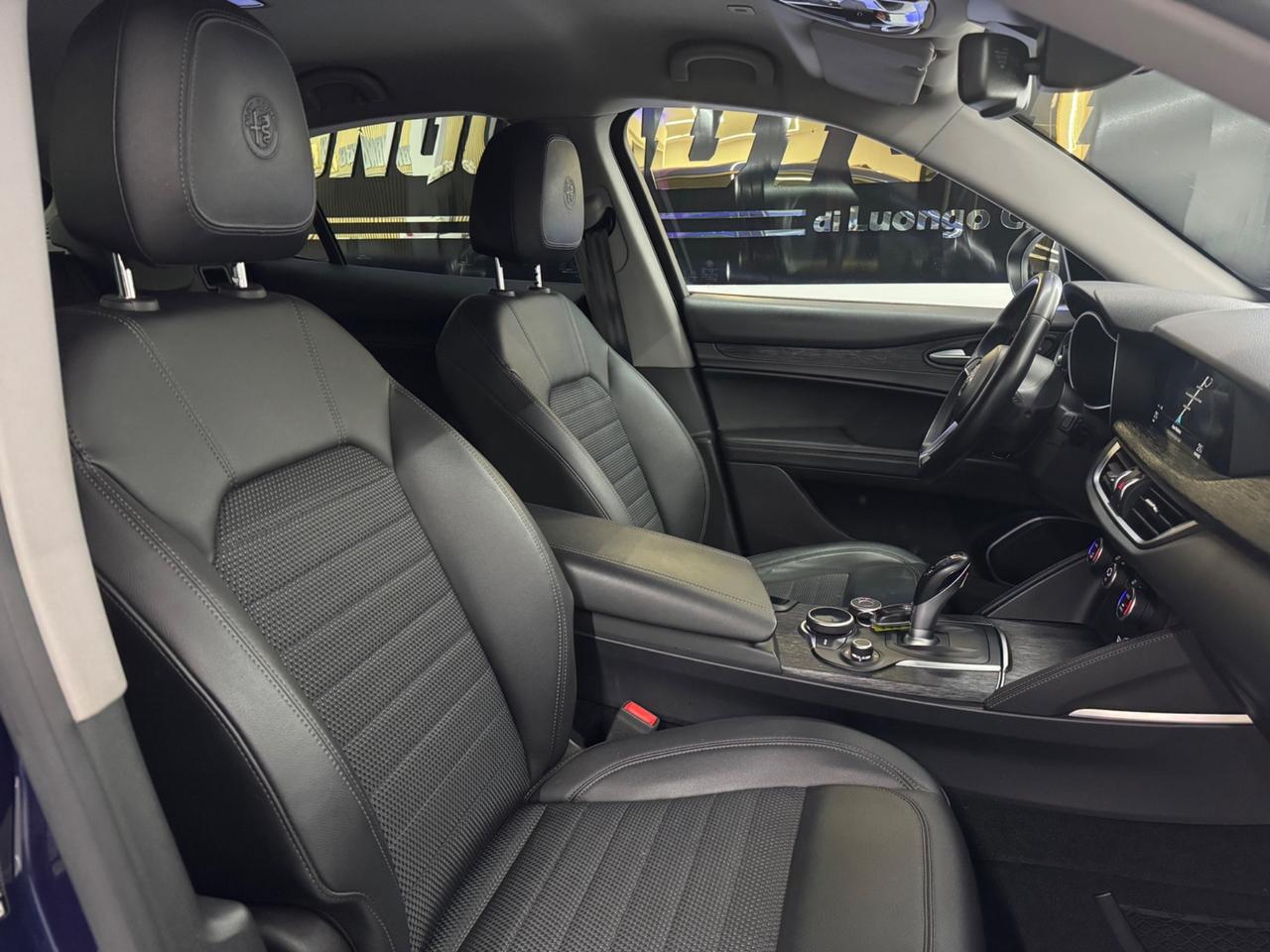 Alfa Romeo Stelvio 210CV AT8 Q4 Lusso Full Opt