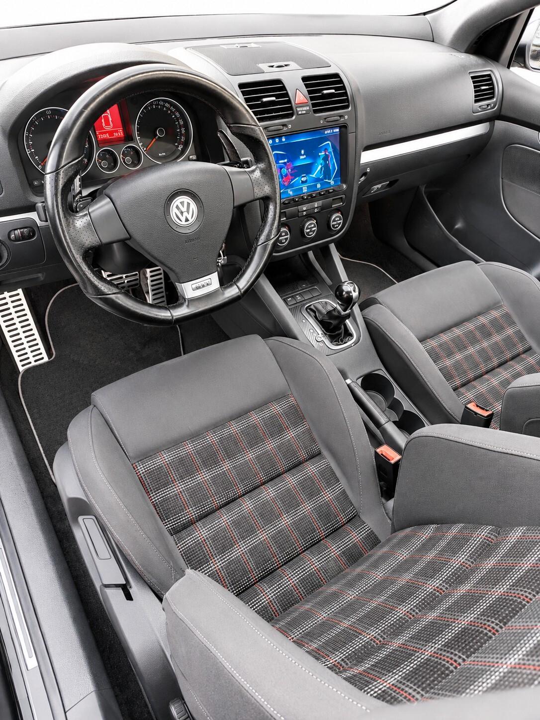 Volkswagen Golf GTI 2.0 16V TFSI 5p.