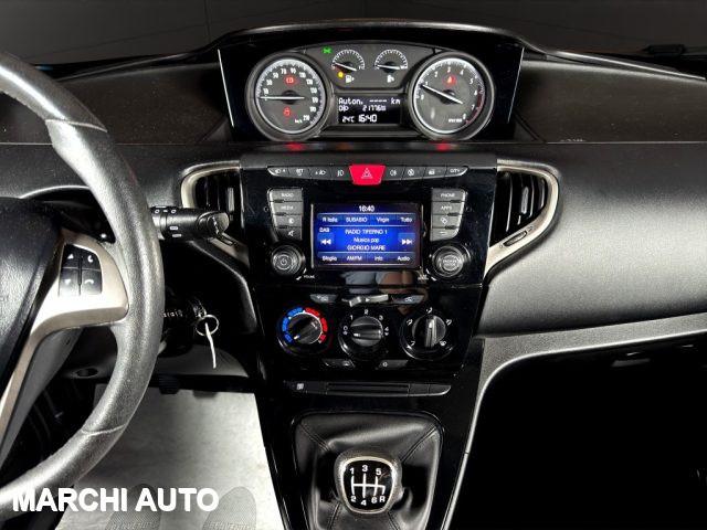 LANCIA Ypsilon 1.0 FireFly 5 porte Hybrid Gold