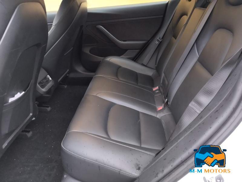 Tesla Model 3 Standard rwd Plus