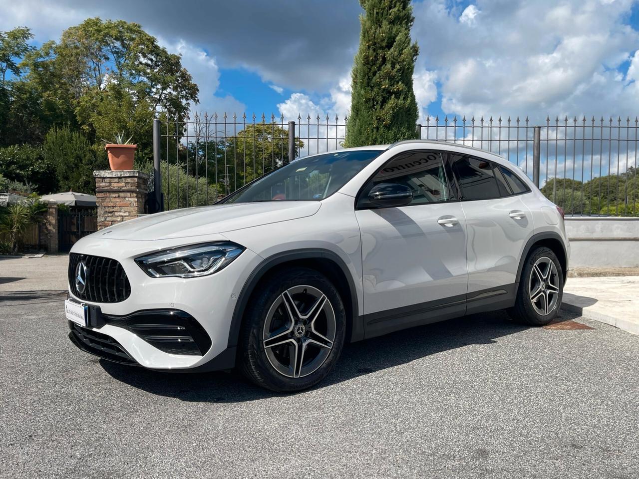 Mercedes-benz GLA 200 Automatic Premium