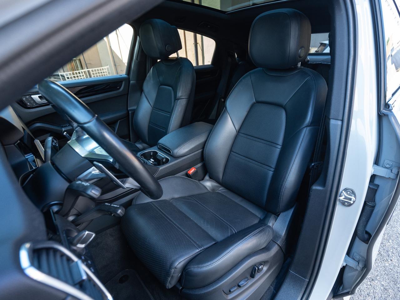 Porsche Cayenne Coupé 3.0 V6 - ASSE POSTERIORE STERZANTE