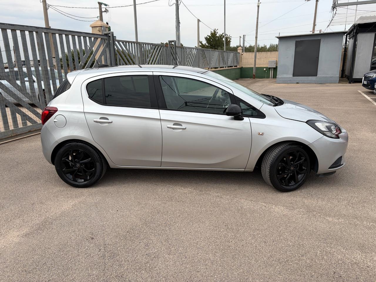 Opel Corsa 1.4 90CV GPL Tech 5 porte b-Color
