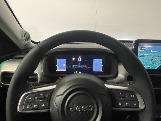 Jeep Avenger MY2025 1.2 100cv Summit + Navi + Tetto + Winter
