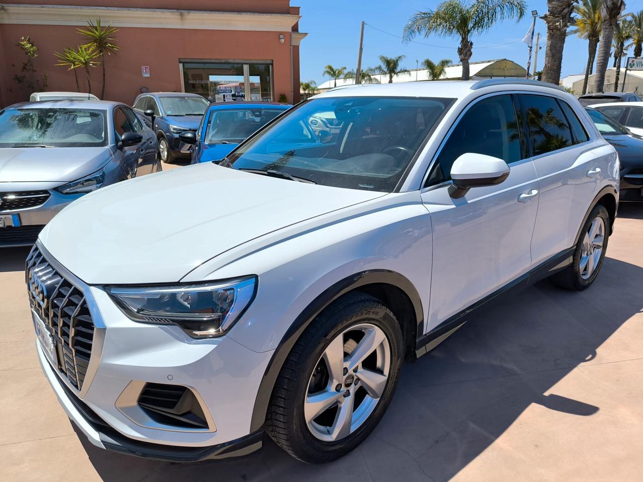 Audi Q3 35 TDI S tronic Business Advanced