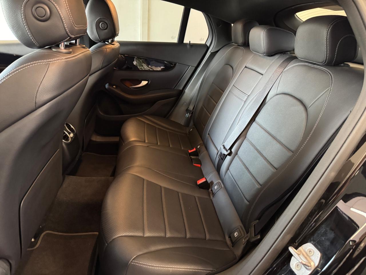 MERCEDES-BENZ GLC 220 d 4MATIC COUPE SPORT - MY21