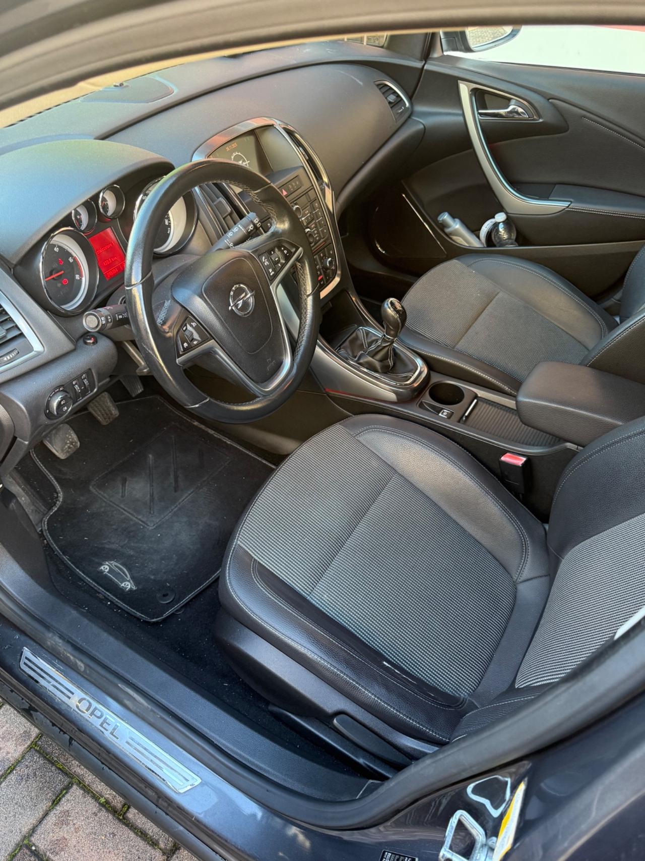 Opel Astra 1.7 CDTI 110CV Sports Tourer Elective