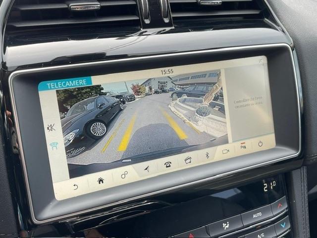 Jaguar F-Pace 2.0 D 180 CV AWD aut. Prestige