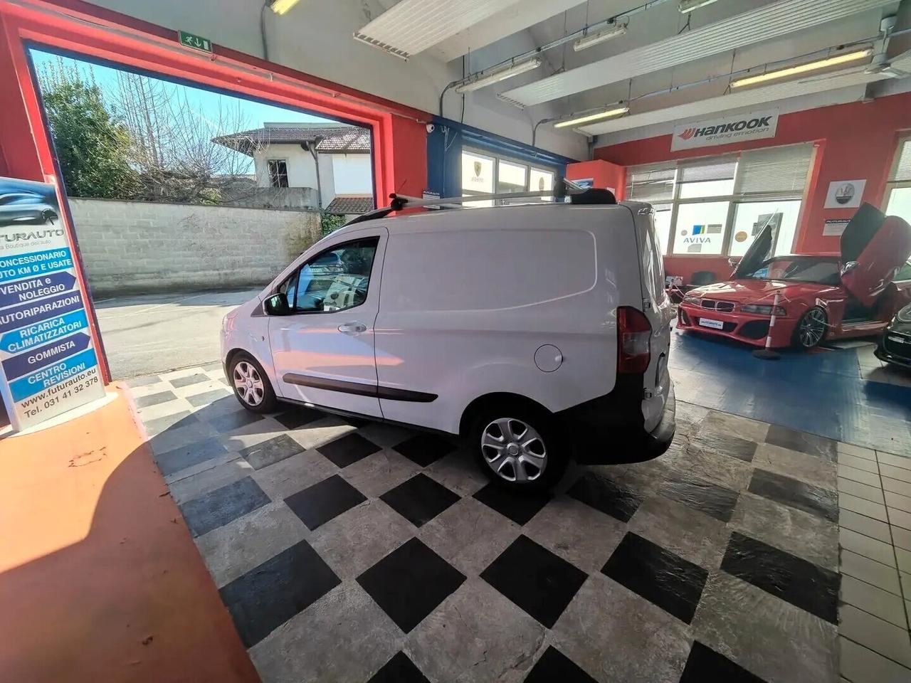Ford Transit Courier 1.5 TDCi 95CV Van Entry
