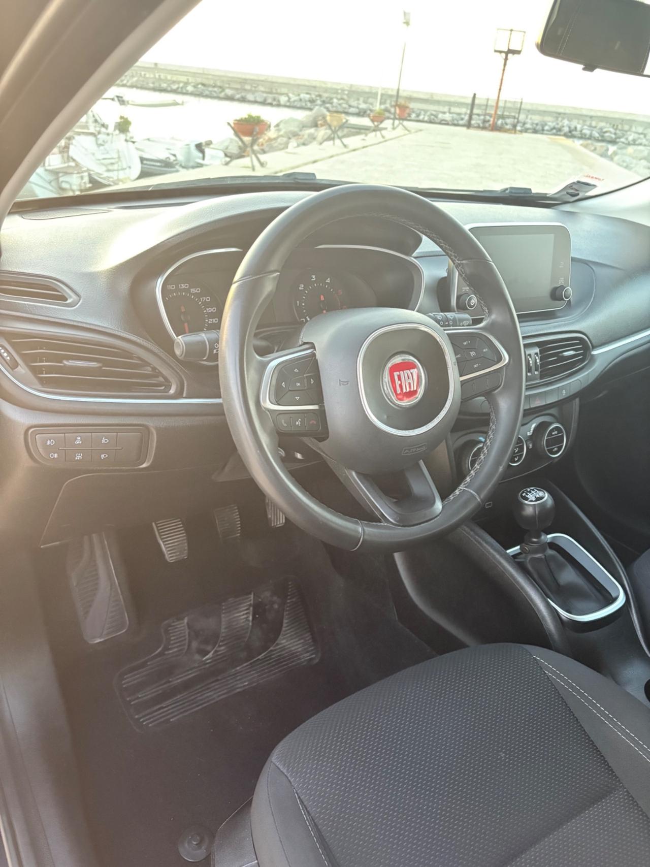 Fiat Tipo 1.6 Mjt S&S SW Lounge