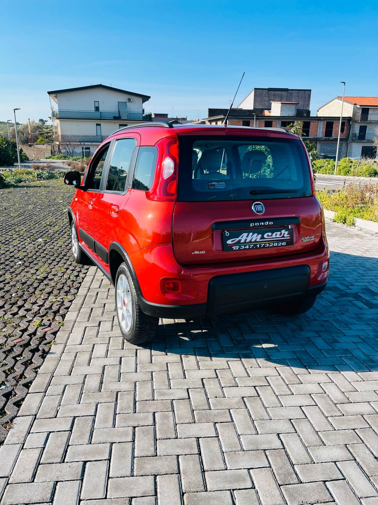 Fiat Panda 900 METANO TREKKING FULL 2014