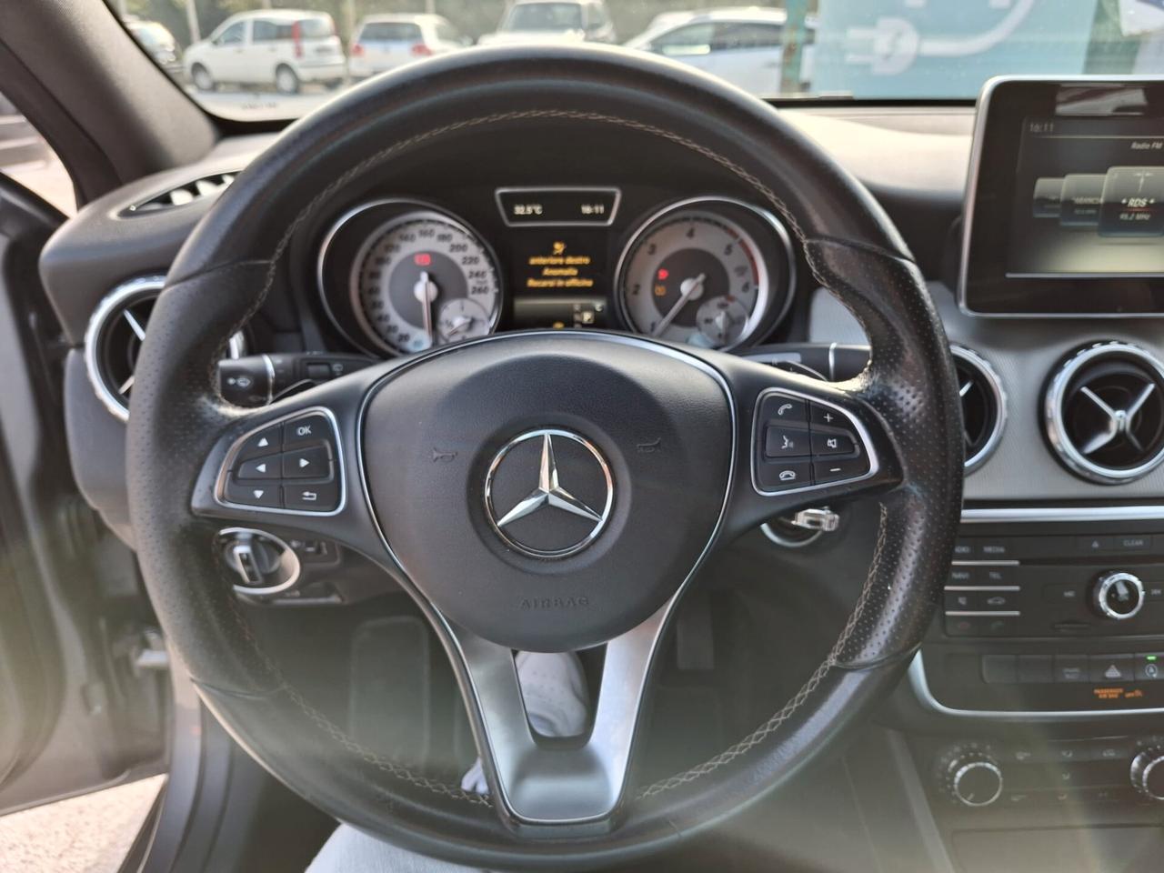 Mercedes-benz GLA 180 GLA 180 d Business