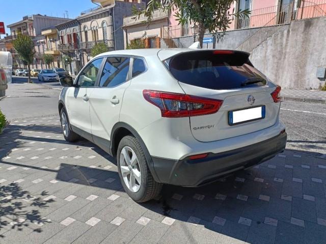 Nissan QASHQAI Automatico 1.6 dci Business 130CV