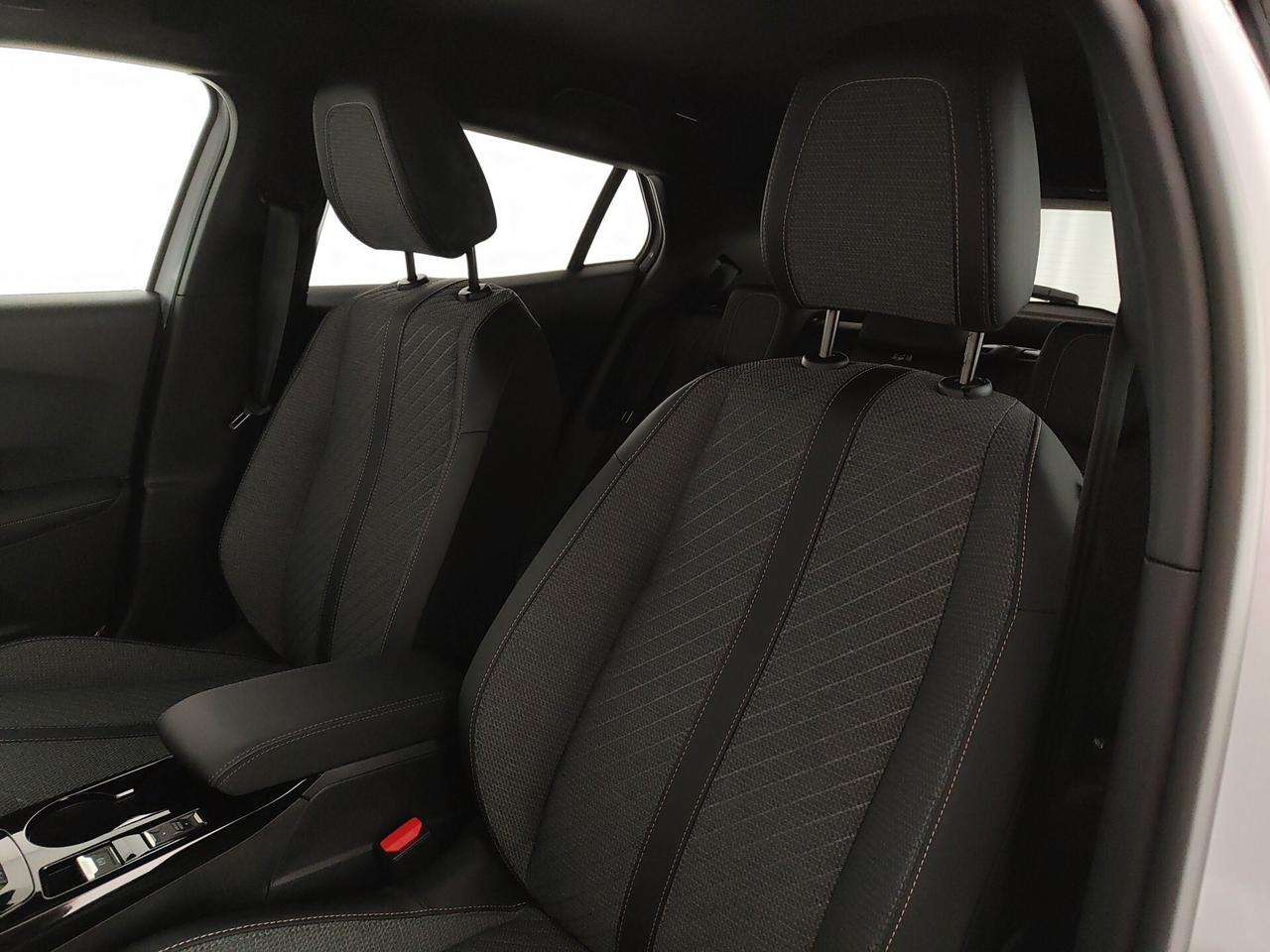 Peugeot 2008 1.2 Turbo Allure s&s 130cv eat8