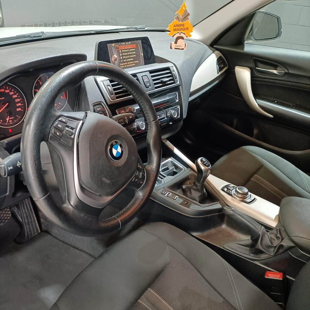 Bmw 116 116d 5p. Urban