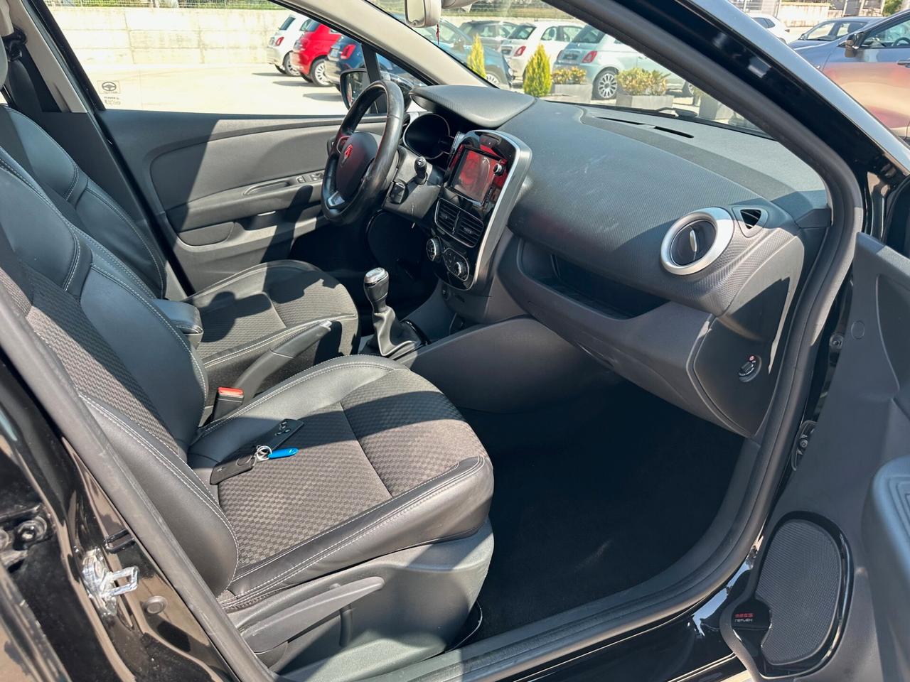 Renault Clio TCe 12V 90 CV GPL 5 porte Moschino Zen