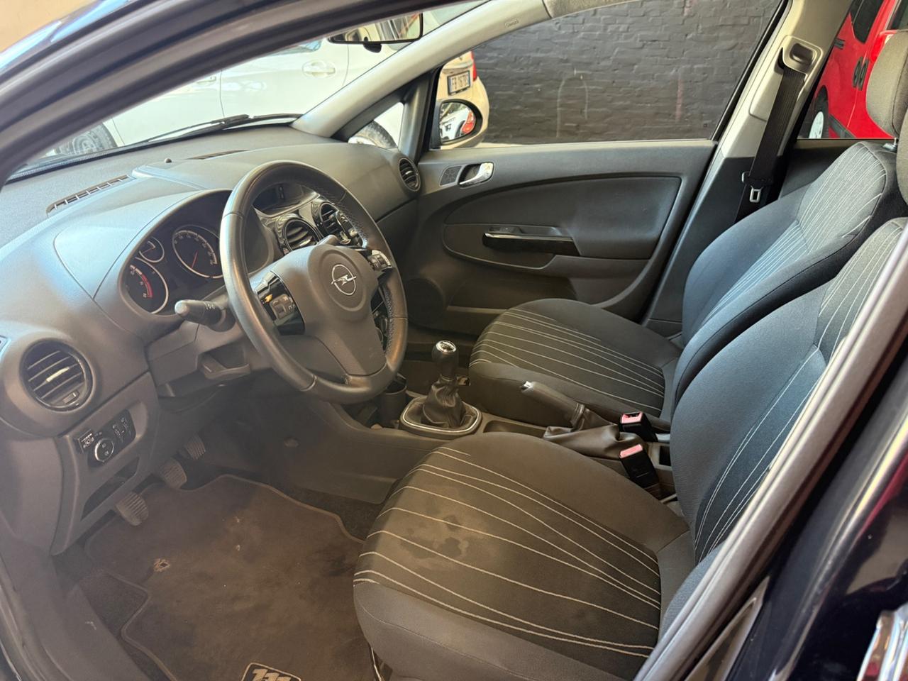 Opel Corsa 1.2 80CV 5 porte GPL-TECH Edition