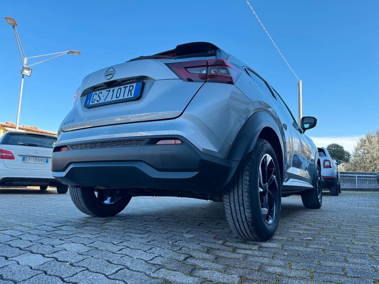 Nissan Juke 1.0 DIG-T 114 CV N-Connecta