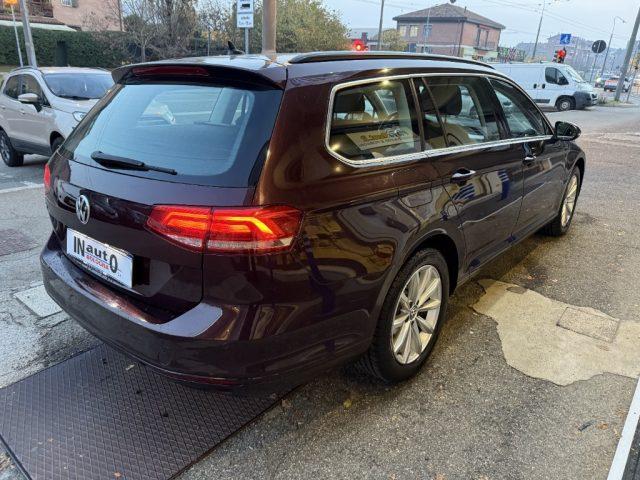 VOLKSWAGEN Passat Variant 1.6 TDI SCR DSG Business BMT HIGHLINE FULL