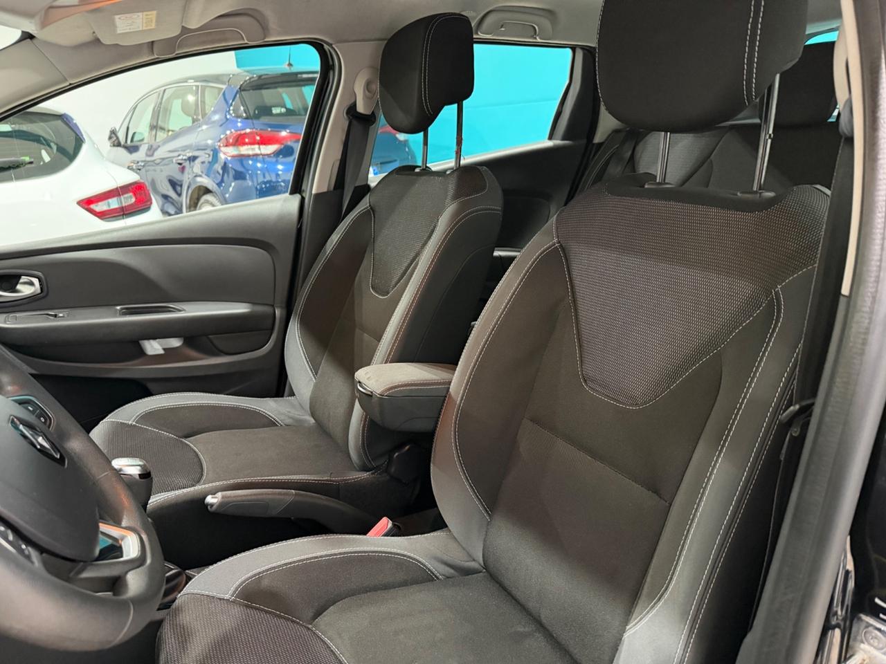 RENAULT CLIO SPORTER 2017 DIESEL