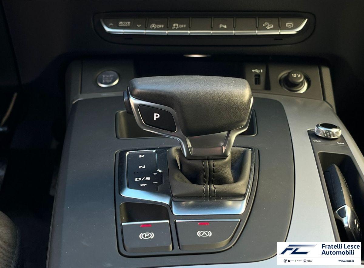 AUDI - Q5 Sportback - Q5 SPB 40 TDI quattro S tr. Busin. Adv.