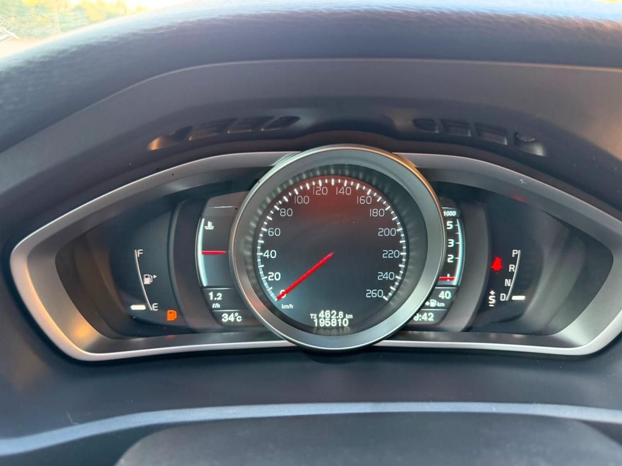 VOLVO V40 1.6 DIESEL CAMBIO AUTOMATICO