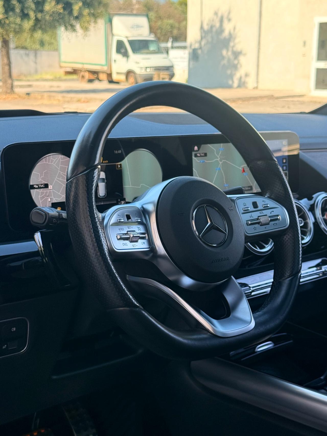 Mercedes-benz GLA 250 Premium auto AMG LINE CON TETTO APRIBILE/PANORAMICO,LUCI SOFFUSE,TELECAMERA,APPLE CARPLAY,ANDROID AU