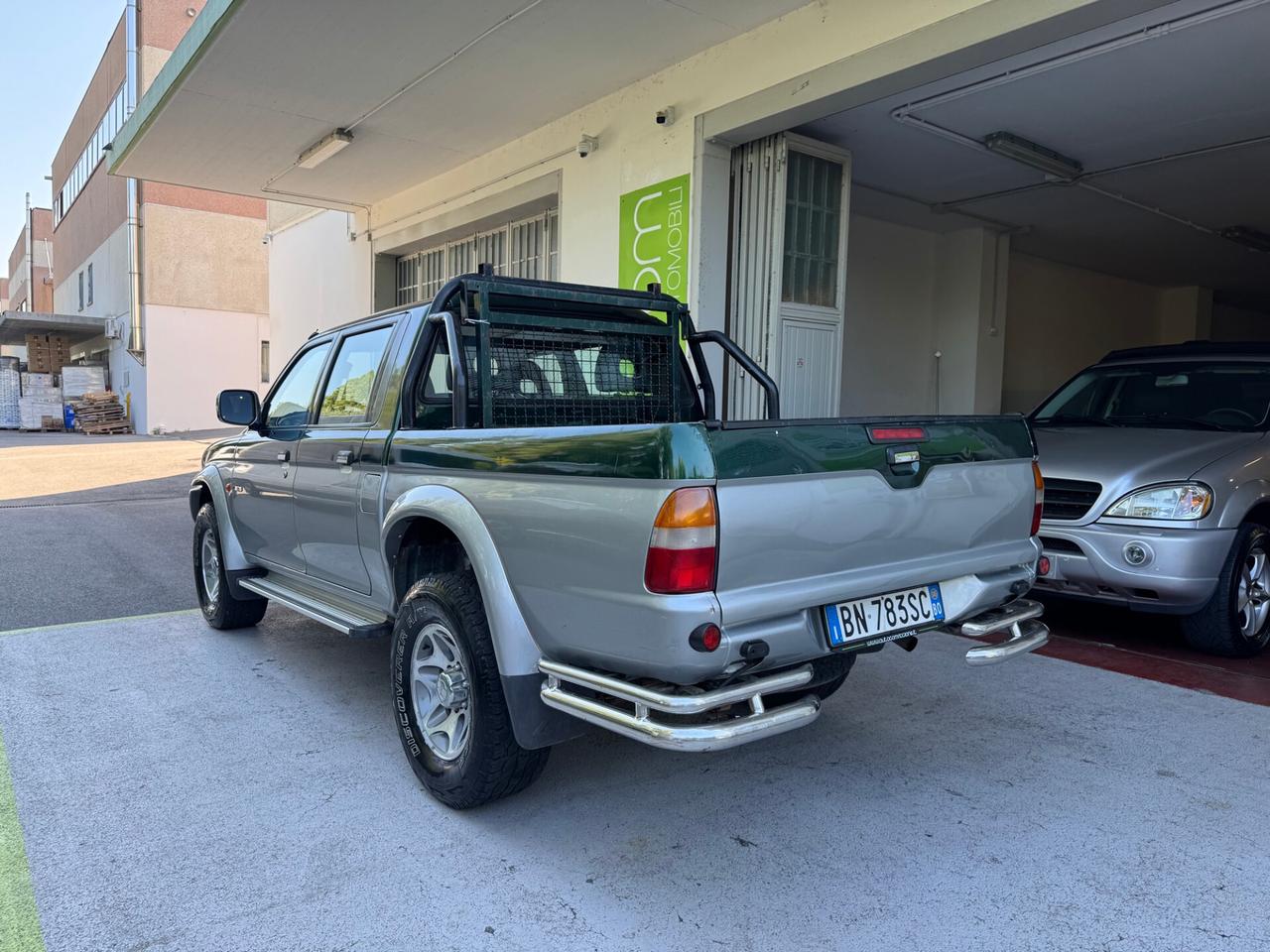 Mitsubishi L200 2.5TDI 4WD DC GLS GARANZIA 24 MESI
