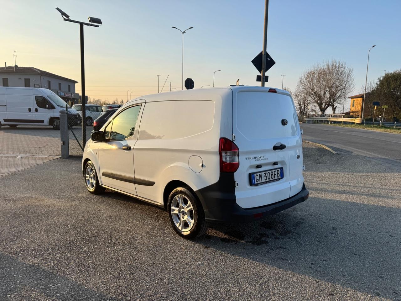 Ford Transit Courier 1.5 TDCi 75CV Van Trend