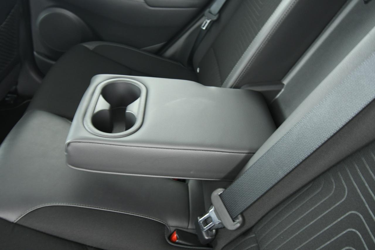 HYUNDAI Kona 64 kWh EV Xclass FULL LED+ACC+HEAD-UP+CAMERA+APP CONNECT