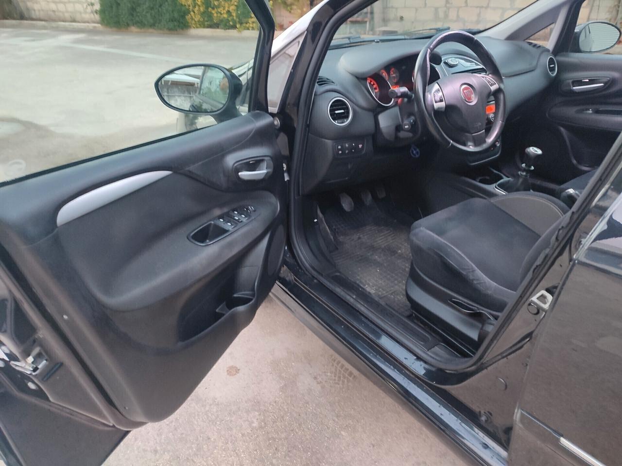Fiat Punto 1.4 8V 5 porte Natural Power Street