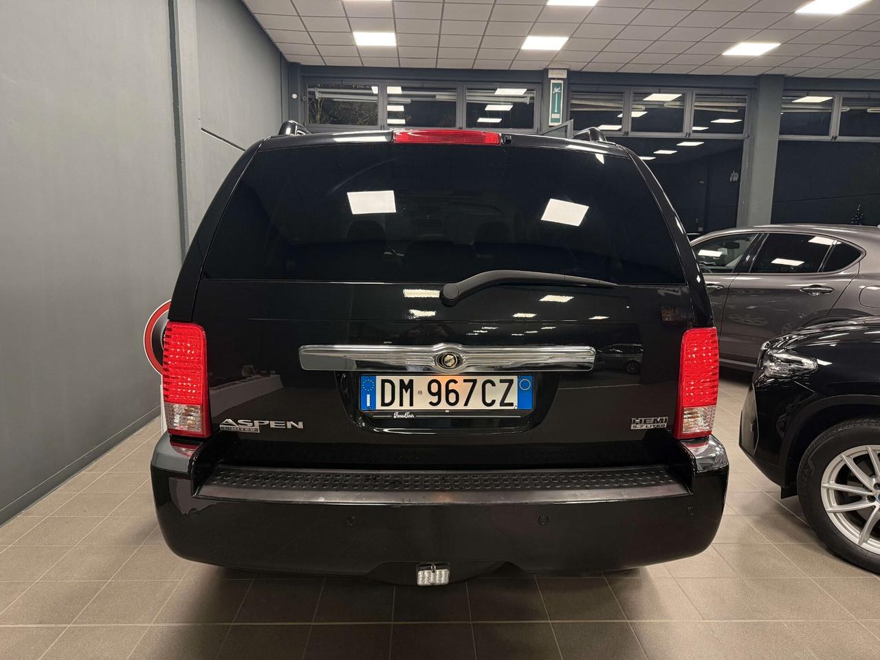 aspen 5.7 V8 HEMI cat AWD Touring