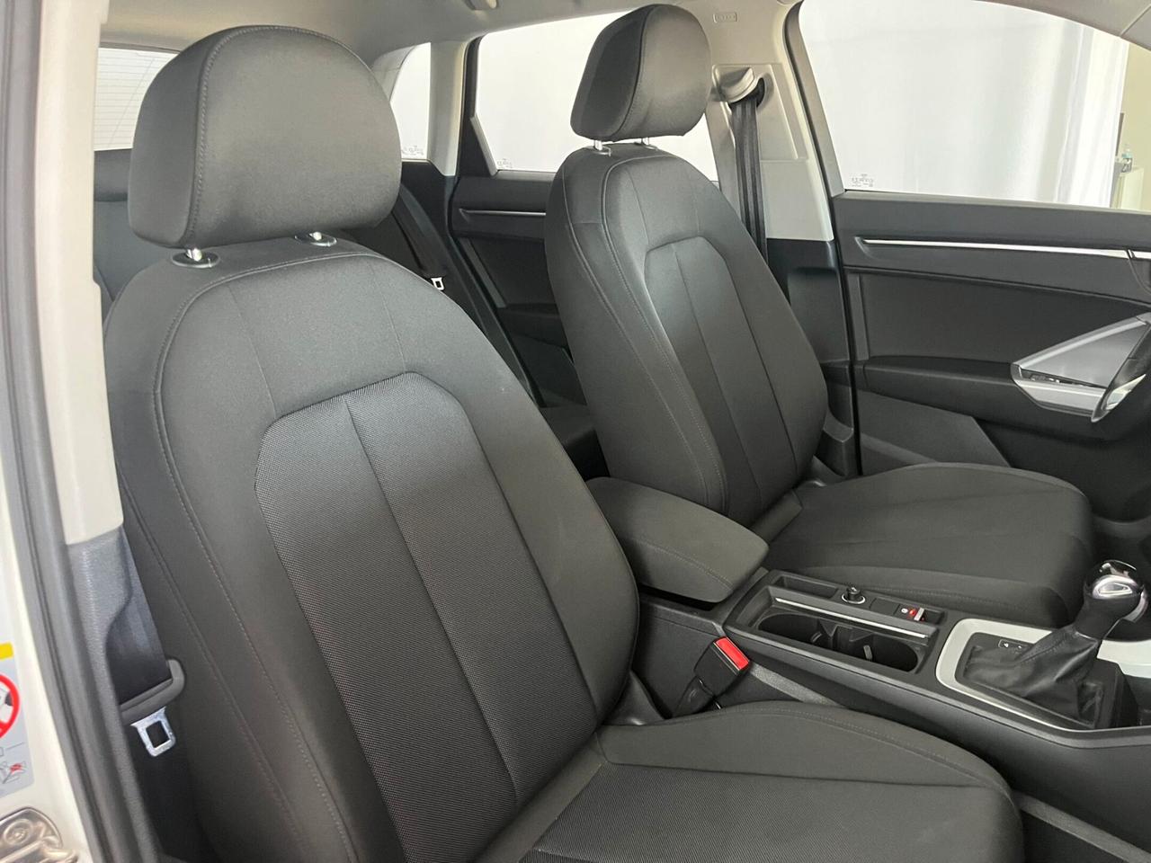 Audi Q3 35 TDI S tronic Business Advanced