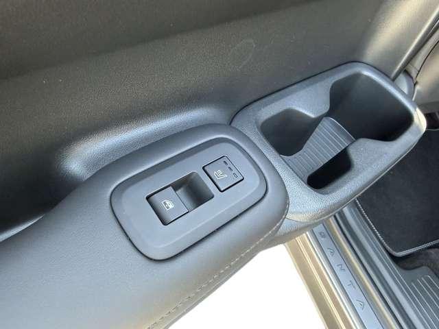 Hyundai SANTA FE 1.6 T-GDI PHEV 4WD A/T 7posti Xclass