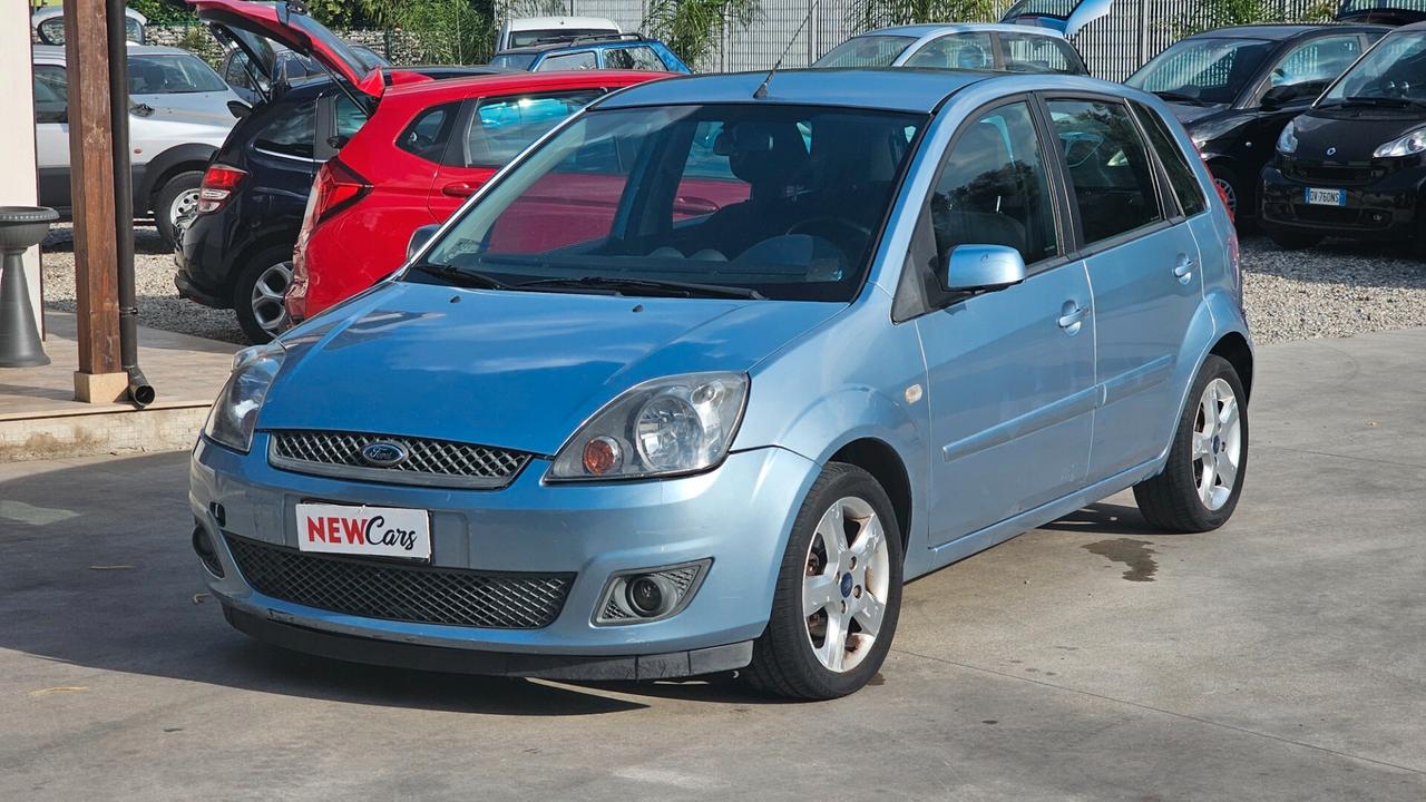 Ford Fiesta 1.4 TDCi 5p. Ghia