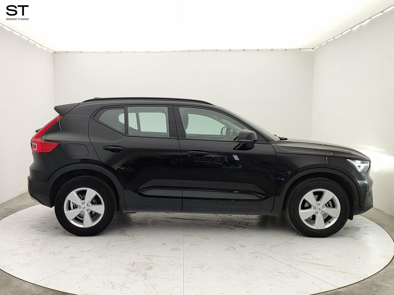 VOLVO XC40 (2017-->) - XC40 T2 Essential