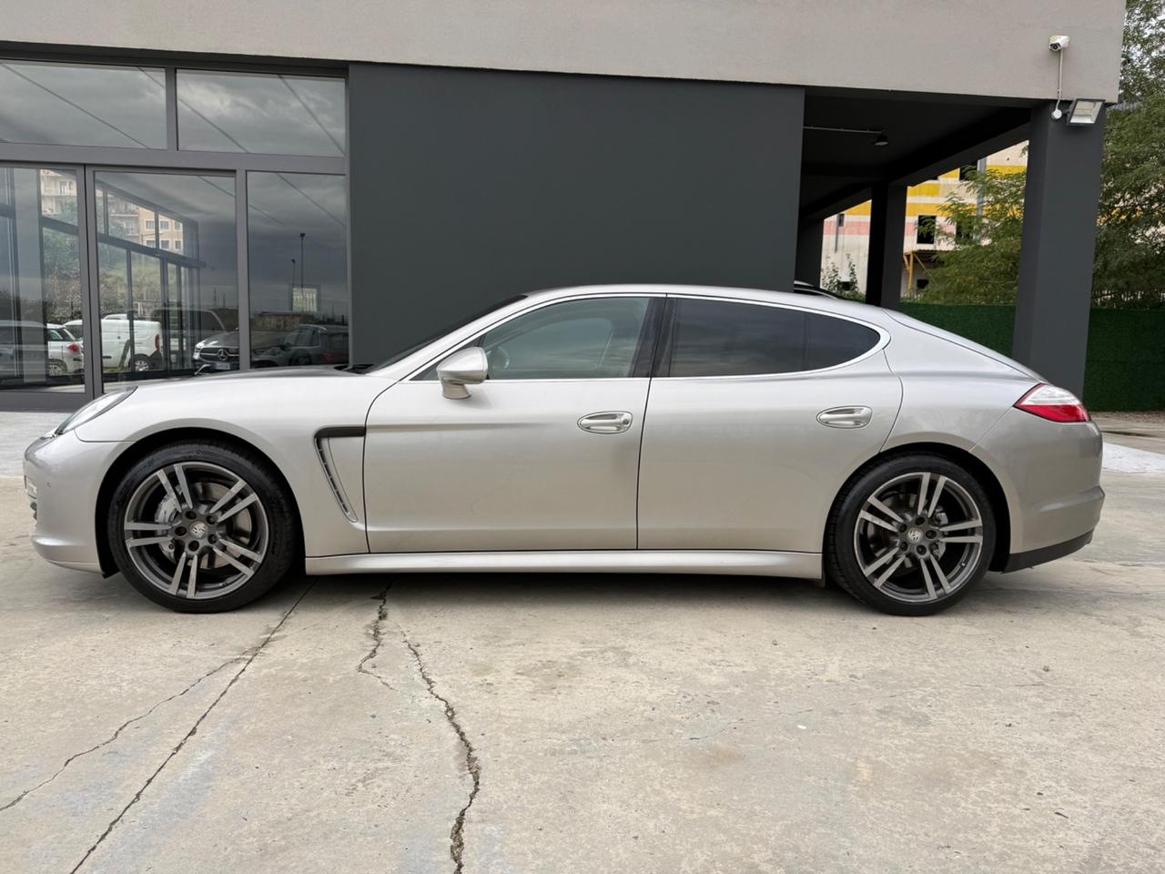 Porsche Panamera 4.8 4S