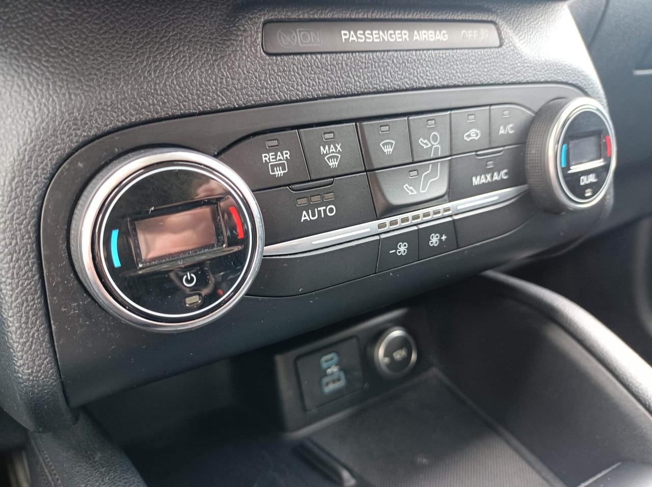 Ford Kuga 1.5 EcoBlue 120 CV 2WD Titanium